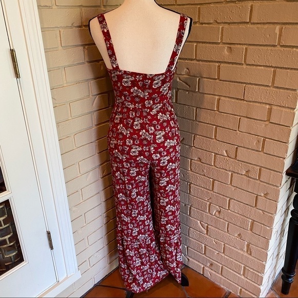 American Eagle Red Floral Wide Leg Jumpsuit Sweetheart Neck Padded Womens Size 4 - Picture 5 of 12